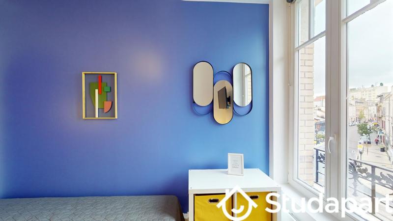 Chambre - 11 m² - 1 pièce