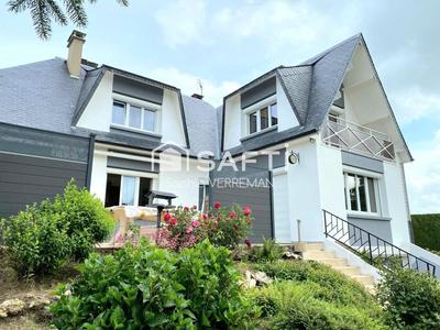 Maison - 162 m² - 6 pièces