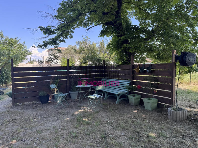 Maison - 202 m² - 9 pièces