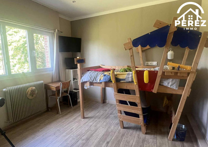 Villa - 225 m² - 7 pièces