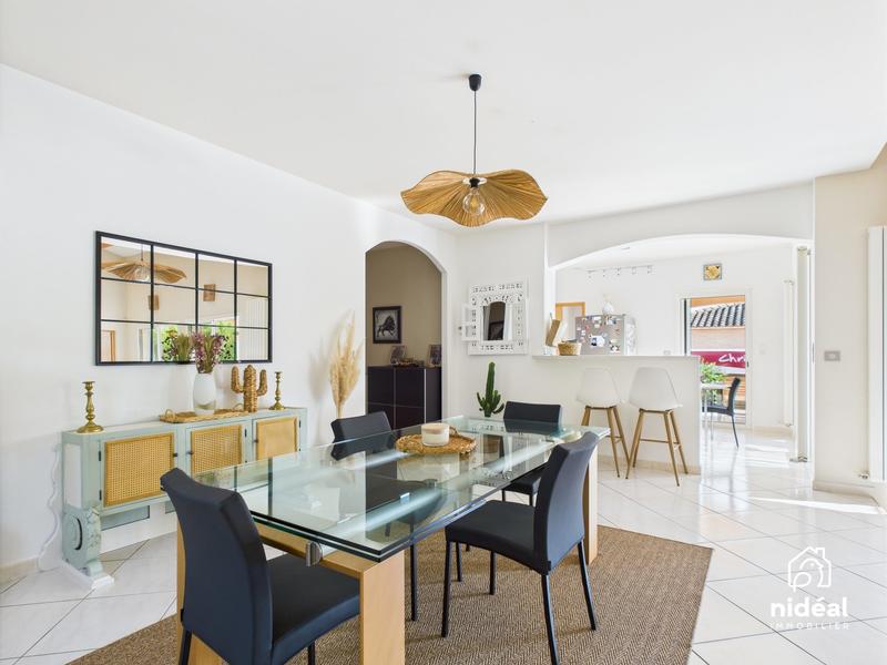 Villa - 172 m² - 5 pièces