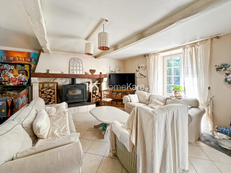 Maison - 300 m² - 9 pièces