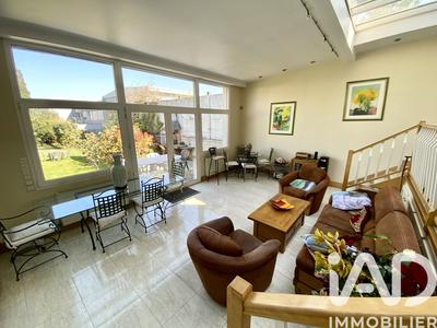 Maison - 160 m² - 7 pièces