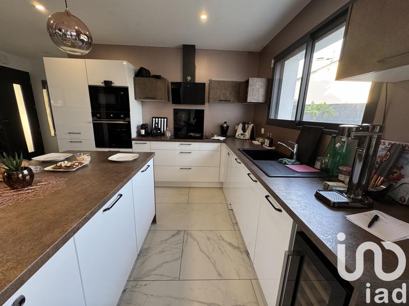 Maison - 115 m² - 4 pièces