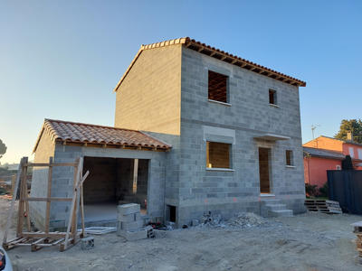 Maison - 85 m² - 4 pièces