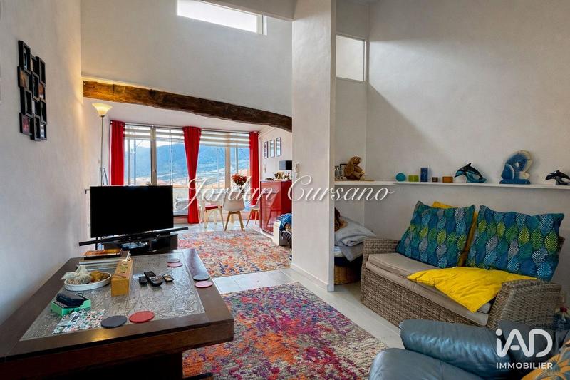 Maison - 90 m² - 3 pièces