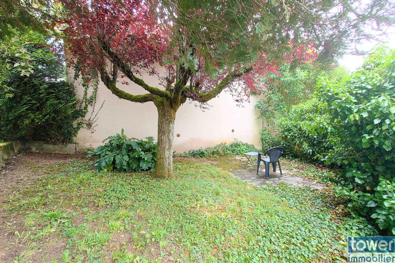 Maison - 197 m² - 8 pièces