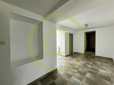 Maison - 376 m² - 7 pièces