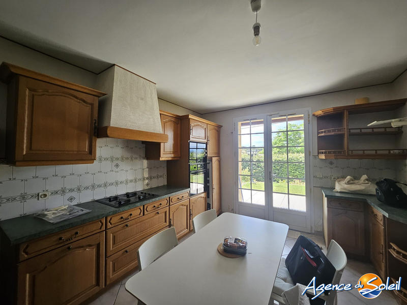 Maison - 180 m² - 4 pièces