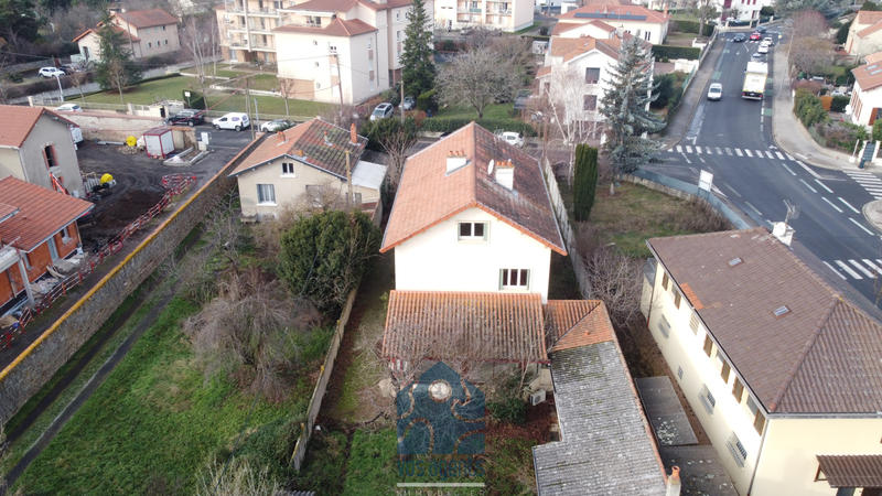 Maison - 200 m² - 8 pièces