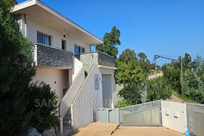 Maison contemporaine - 85 m² - 4 pièces