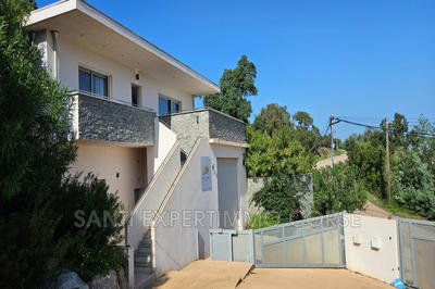 Maison contemporaine - 85 m² - 4 pièces