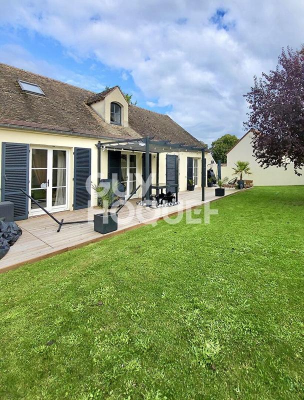 Maison - 216 m² - 10 pièces