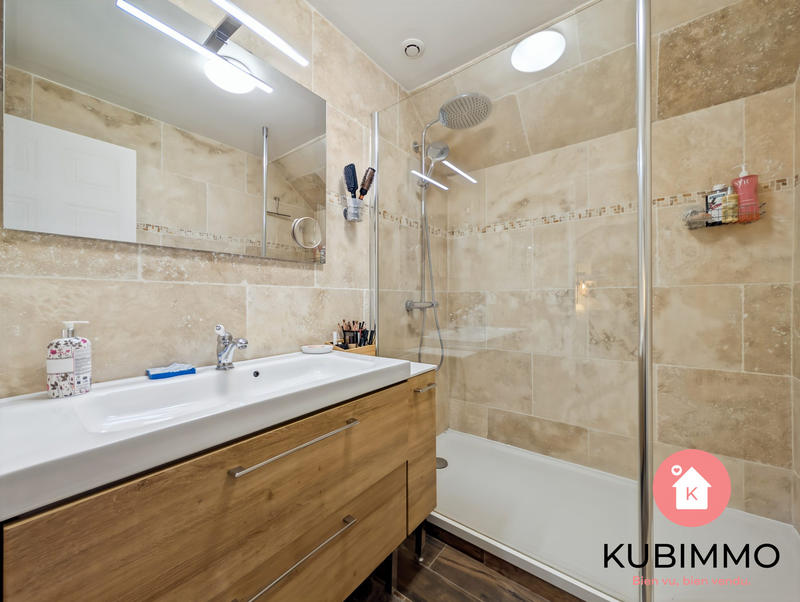 Maison - 98 m² - 4 pièces