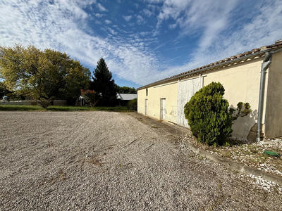 Maison - 200 m² - 5 pièces
