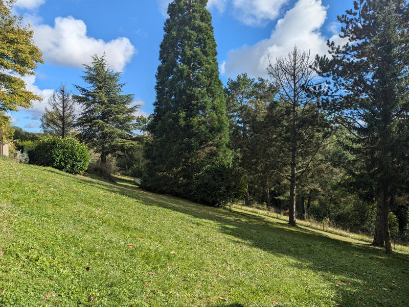 Maison - 170 m² - 9 pièces