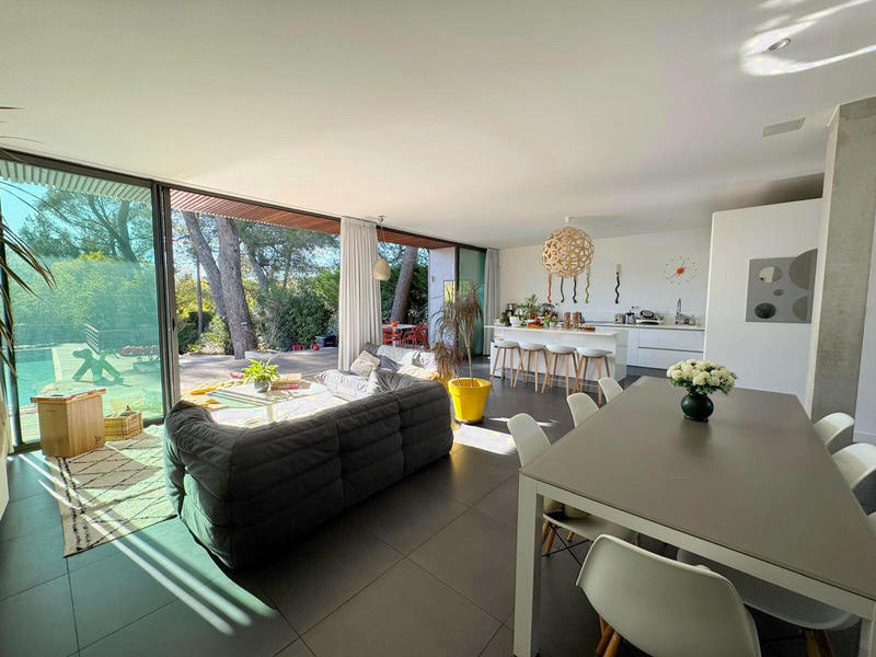 Maison - 160 m² - 4 pièces