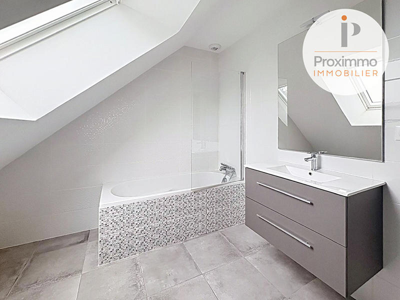 Maison - 86 m² - 4 pièces