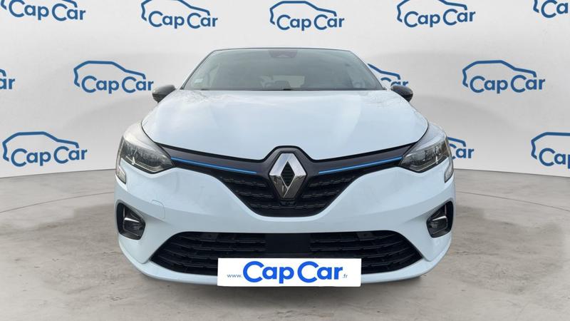 Renault Clio V 1.6 E-Tech 140 Premiere Edition
