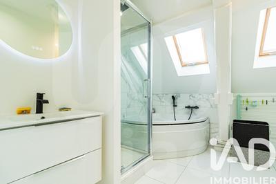 Loft - 88 m² - 5 pièces