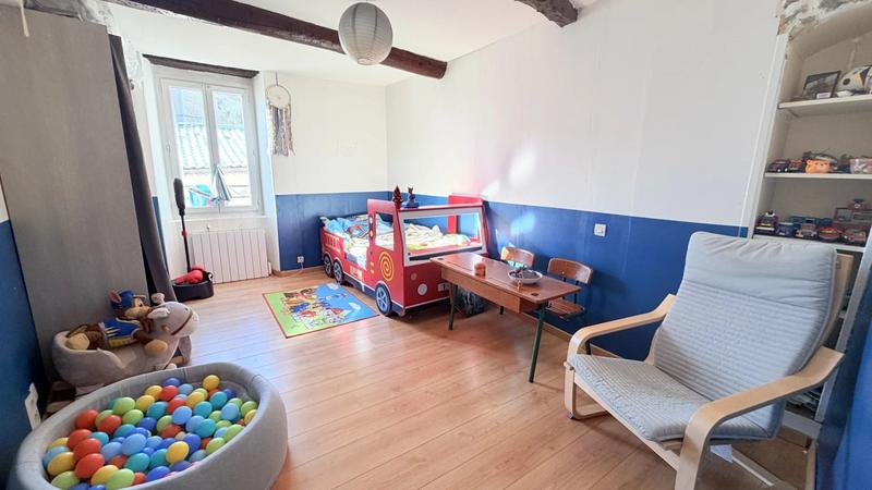 Maison - 95 m² - 4 pièces