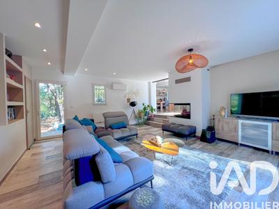 Maison - 185 m² - 5 pièces