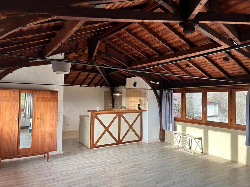 Studio - 54 m² - 1 pièce