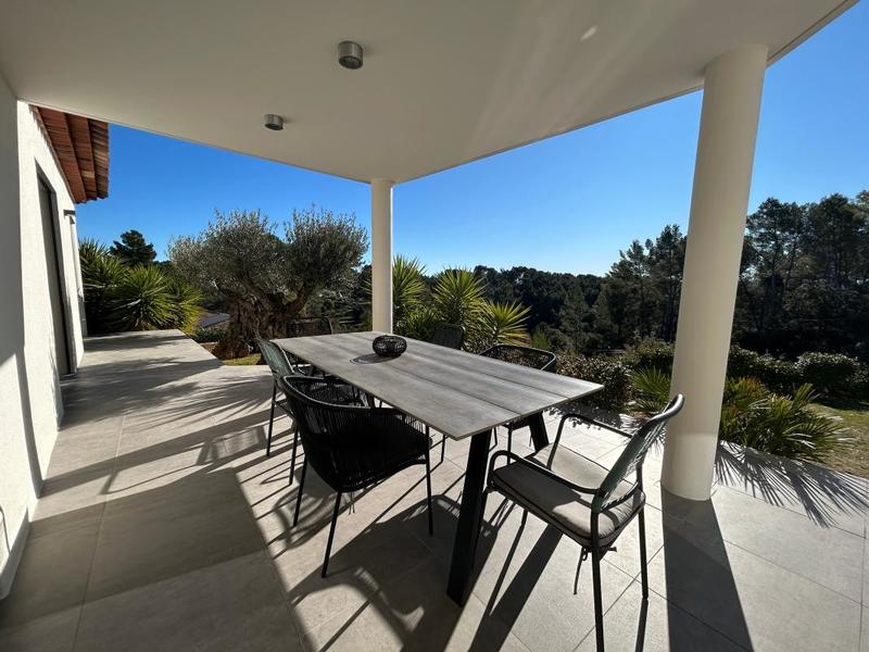 Maison - 172 m² - 4 pièces