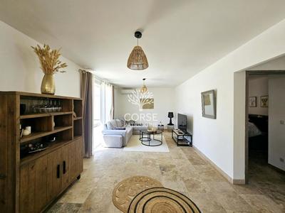 Propriété - 240 m² - 10 pièces