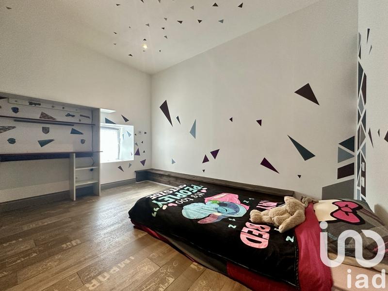 Maison - 192 m² - 8 pièces