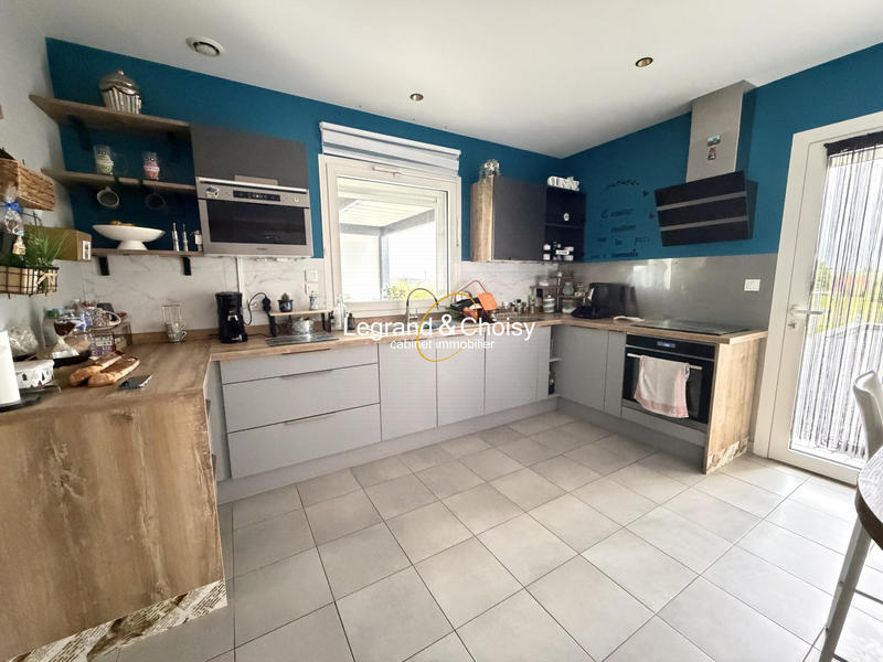 Villa - 181 m² - 6 pièces