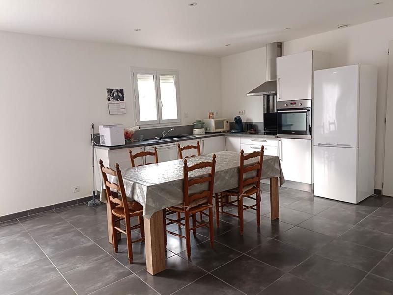 Immeuble - 210 m² - 7 pièces