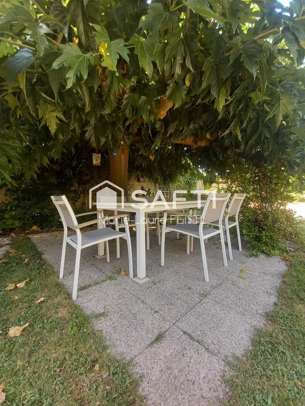 Maison - 121 m² - 6 pièces