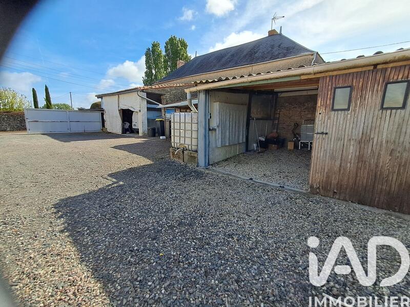 Maison - 96 m² - 4 pièces