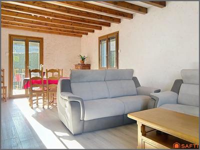 Maison - 159 m² - 7 pièces