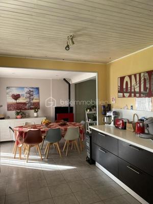 Pavillon - 110 m² - 6 pièces