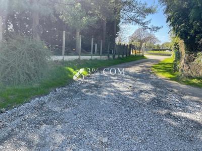 Terrain constructible - 784 m²