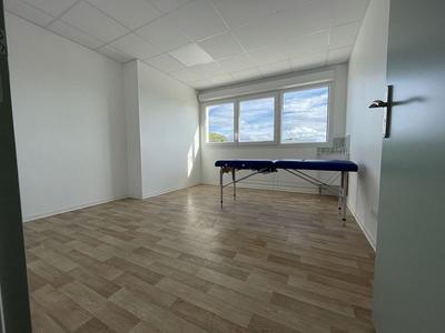 Bureau - 15 m² - 1 pièce