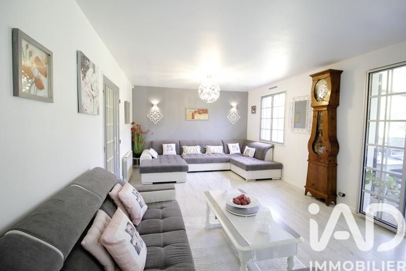Maison - 136 m² - 6 pièces
