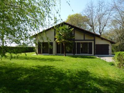 Maison - 105 m² - 5 pièces