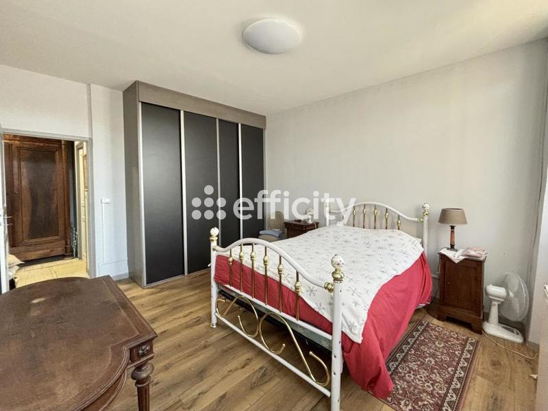 Maison - 169 m² - 5 pièces