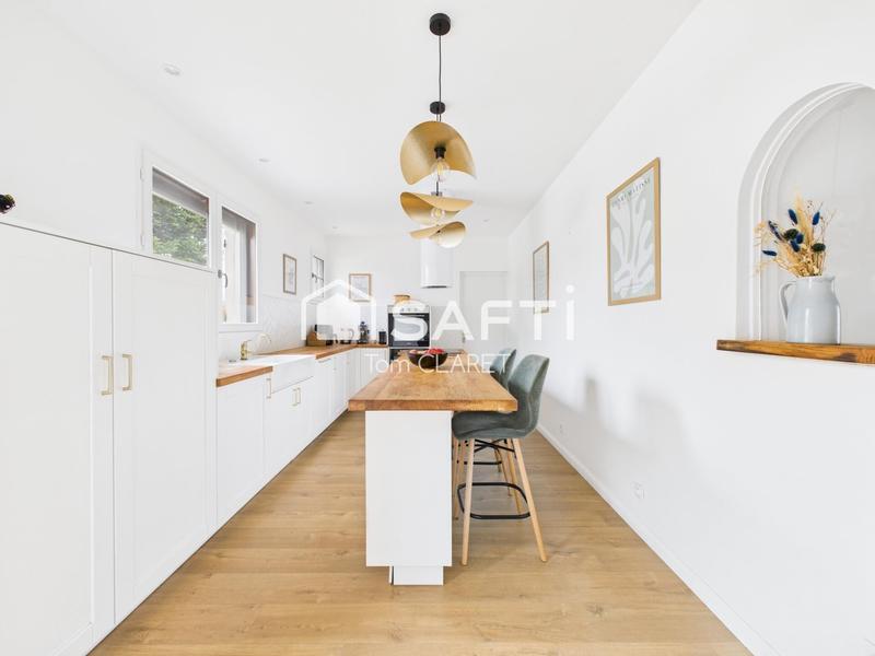 Maison - 130 m² - 5 pièces