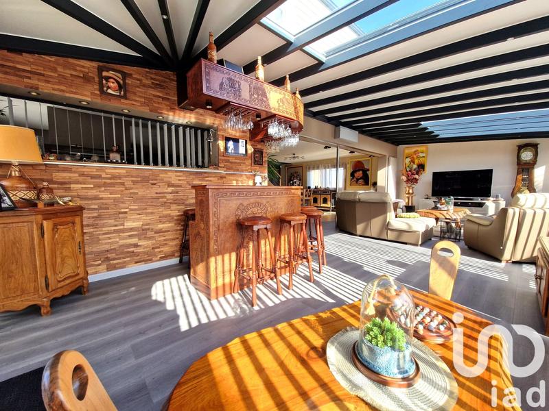 Maison de village - 208 m² - 5 pièces