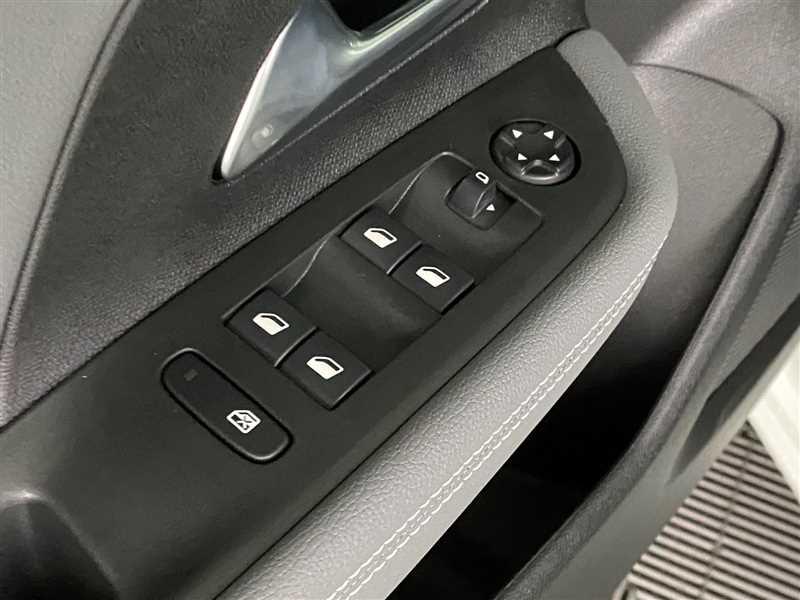 Opel Mokka Electrique 136 ch Batterie 50 kw/h Elegance Business