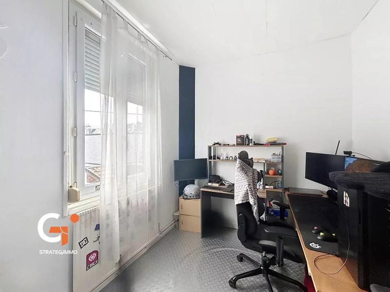 Maison - 80 m² - 5 pièces