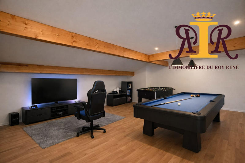 Appartement - 80 m² - 3 pièces