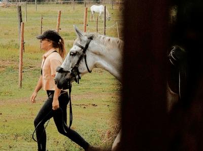 Les Franciscaines au galop - &quot;La voie des centaures&quot;, de Marine Lucas