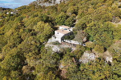 Maison - 222 m² - 6 pièces