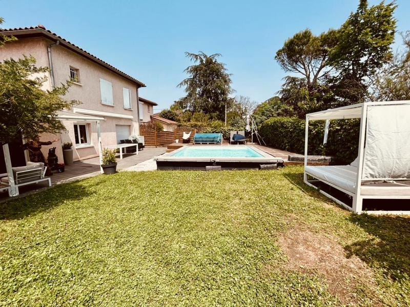 Maison - 164 m² - 6 pièces