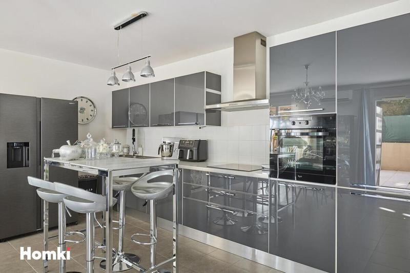 Appartement - 65 m² - 3 pièces